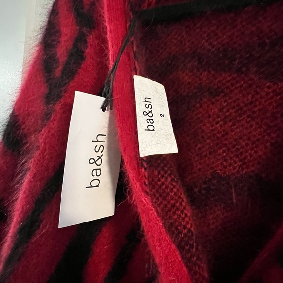 NWT ba&sh Pull Zaya Zebra Print Mohair Twist Back Sweater Color Rouge size 2 /M - Picture 5 of 5